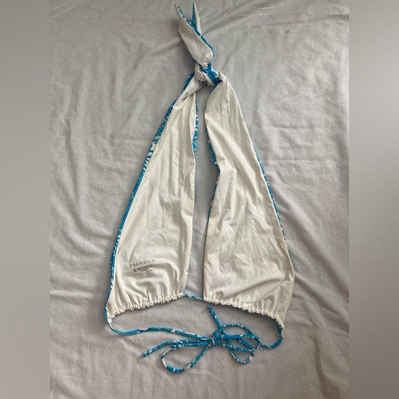 Frankie's Bikinis Blue and White Floral Bikini Top Size Large - Picture 4 of 4